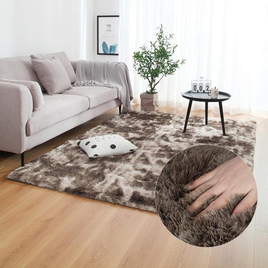 Fluffy carpet - Dark Brown and beige_0